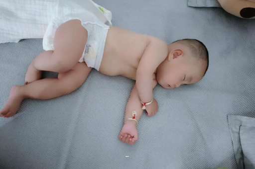 阿里宝宝奶量标准