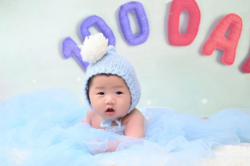 阿里一般怀孕多久开始吐